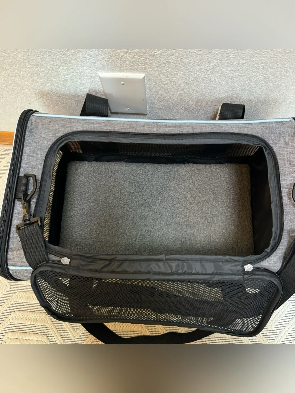 New. Vceoa Soft Pet Carrier 19”x12”x12” Foldable Dog Cat Travel Bag Gray